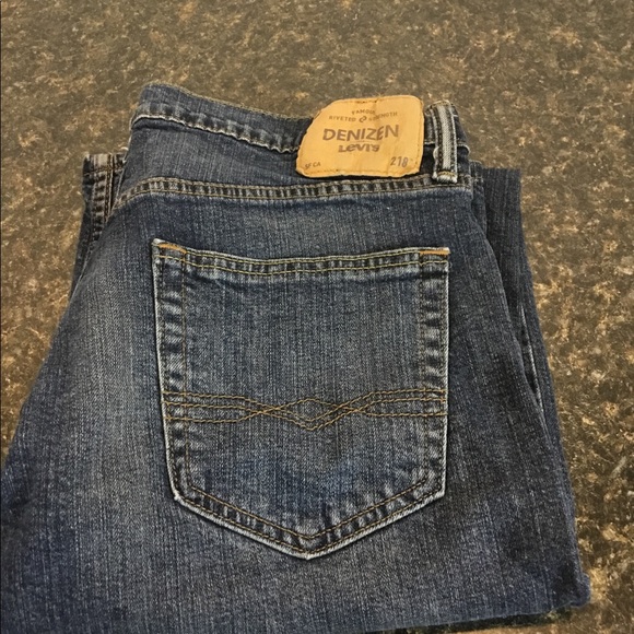 levis 218 jeans